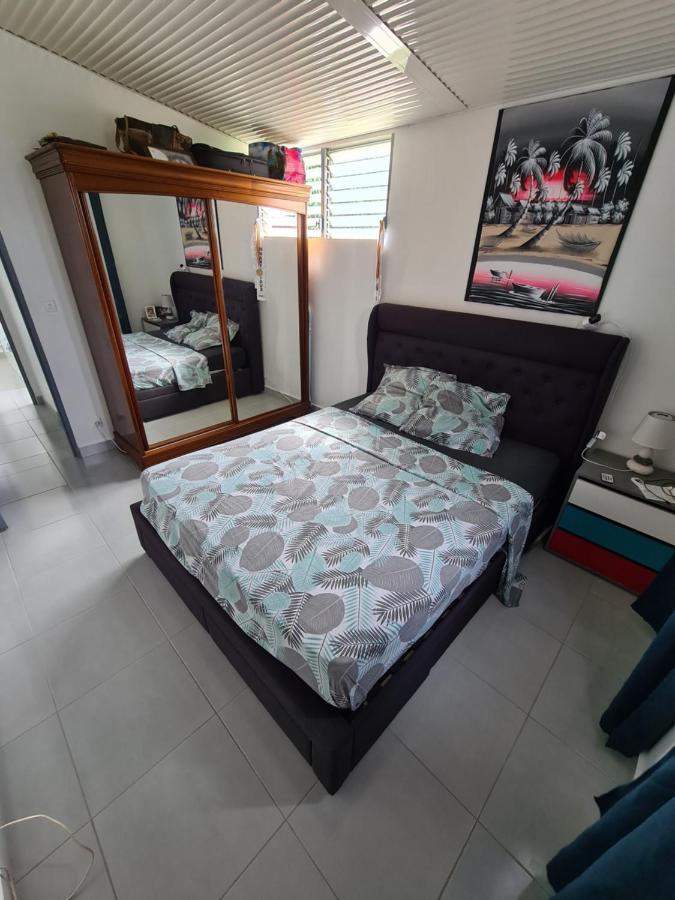Chambre villa avec jardin très bien situé Fort-de-France Exterior foto